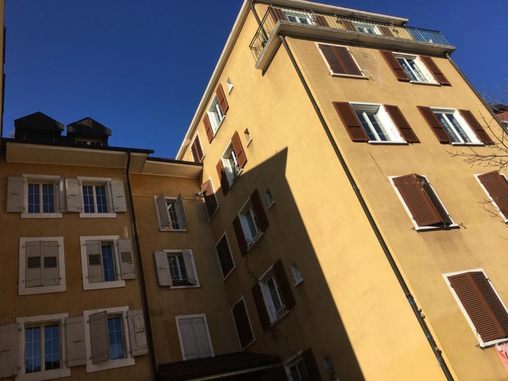 Parking Voiture & Appartement 2Pcs Lausanne Centre Kültér fotó